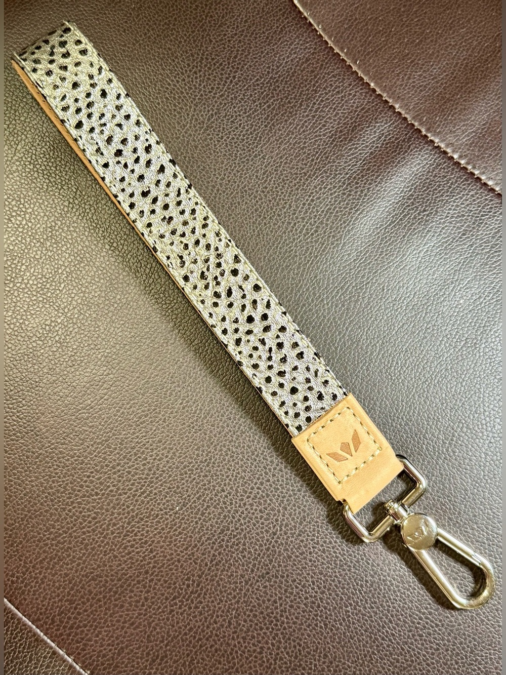 Consuela Wristlet Strap in Gray/Black Pattern